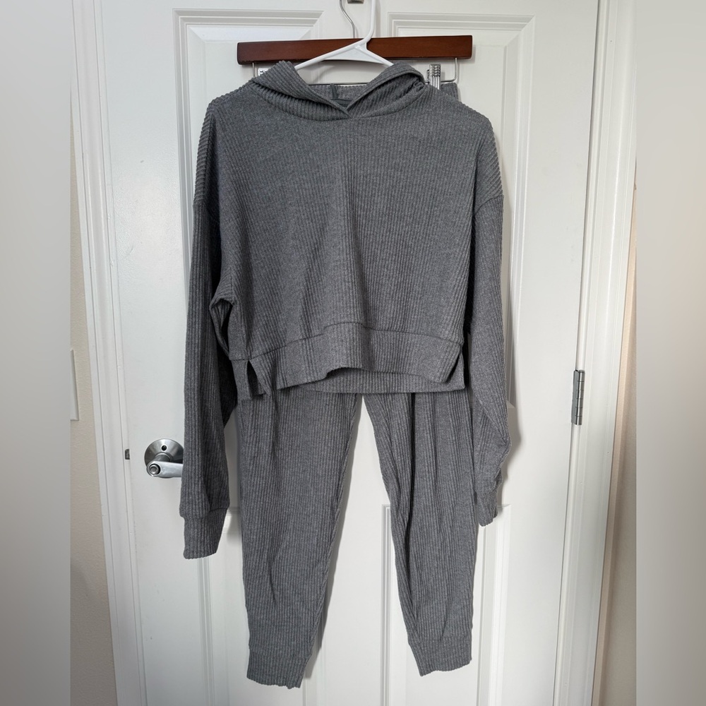 Alo Steel Grey Musely Pants ONLY